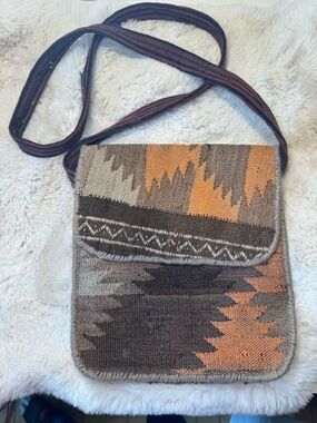 Vintage bohemian southwestern wool crossbody woven bag festival hippy Aztec boho